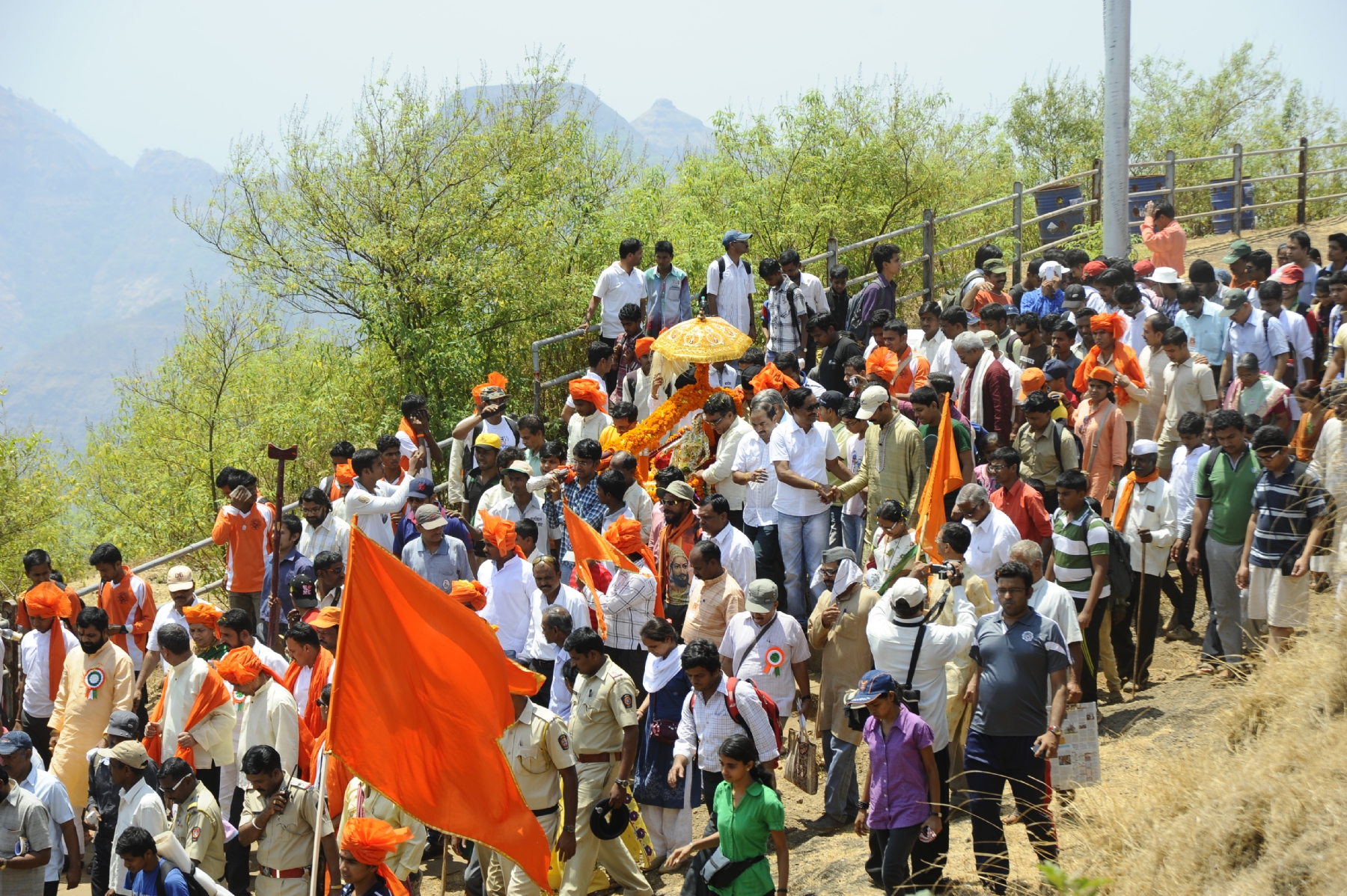 सिंहासन ते समाधी पालखी मिरवणूक